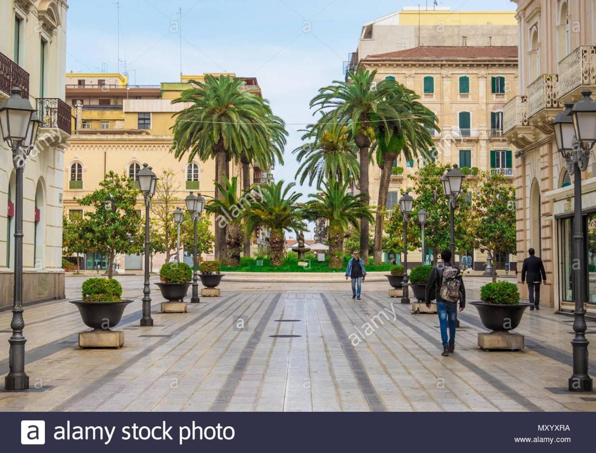 Affittacamere Raggio Di Sole タラント エクステリア 写真